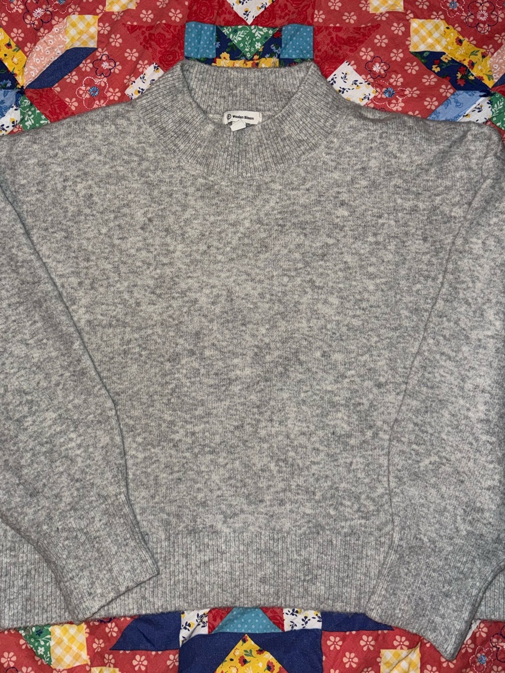 Woolen Bloom Light Heather Gray Crewneck Sweater